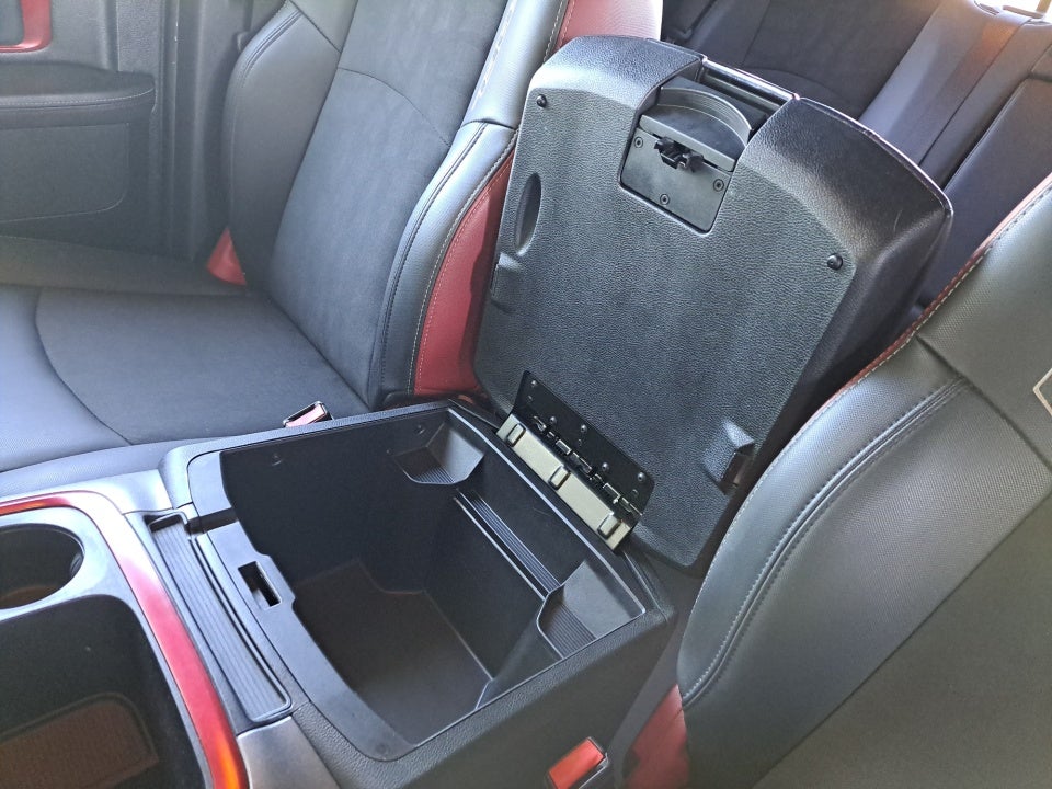 2018 RAM 1500 Rebel Crew Cab 4x4 5'7" Box