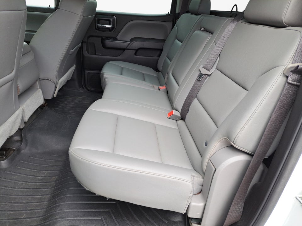 2017 Chevrolet Silverado 3500HD Chassis WT