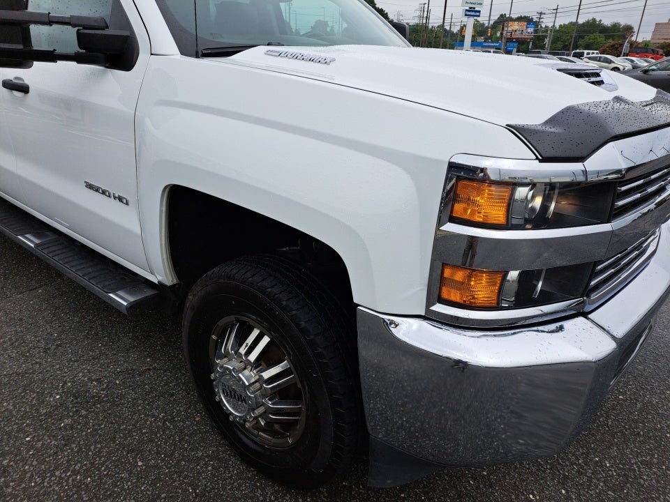 2017 Chevrolet Silverado 3500HD Chassis WT