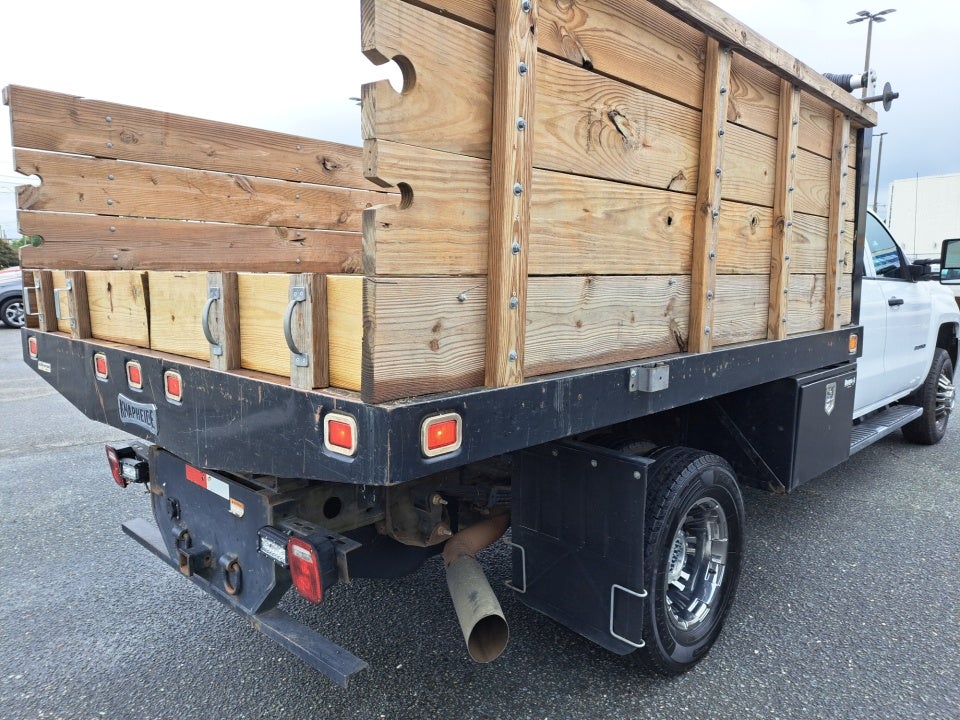 2017 Chevrolet Silverado 3500HD Chassis WT