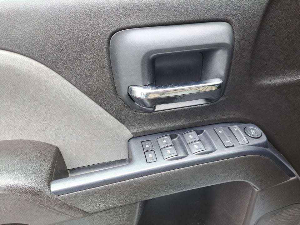 2017 Chevrolet Silverado 3500HD Chassis WT