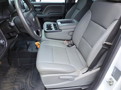 2017 Chevrolet Silverado 3500HD Chassis WT