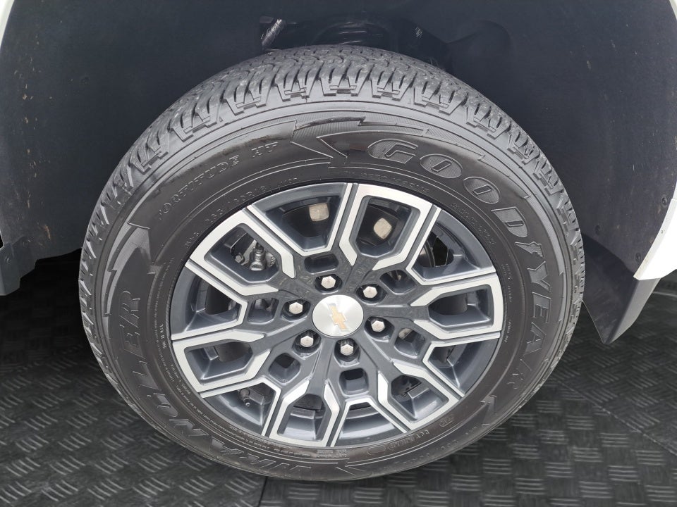 2024 Chevrolet Colorado 4WD LT