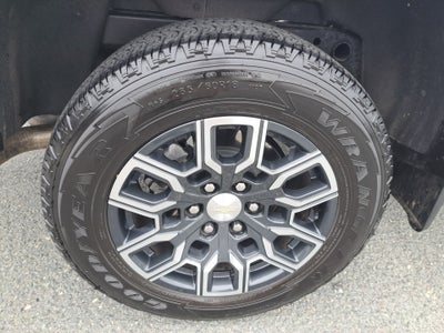 2024 Chevrolet Colorado 4WD LT