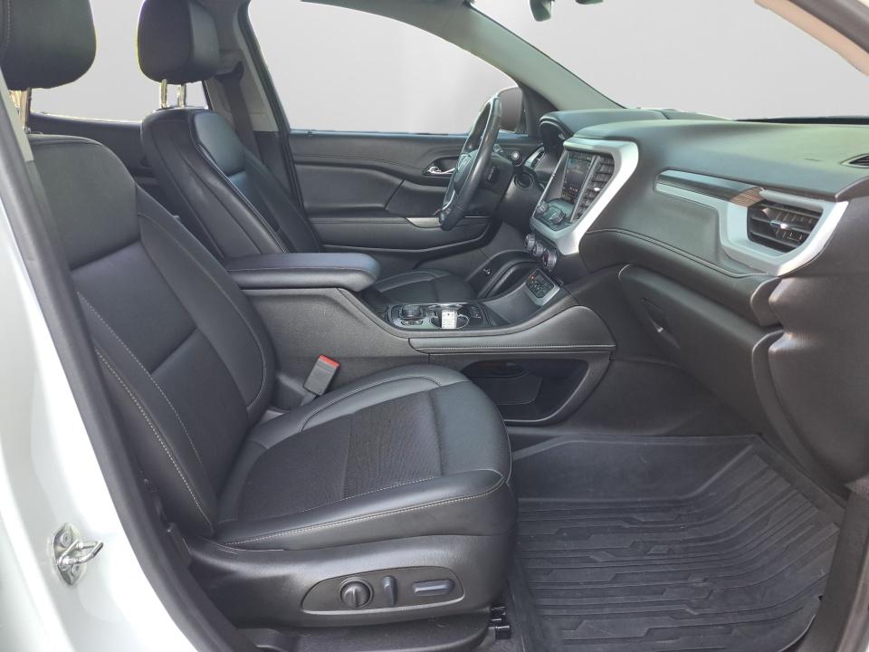 2022 GMC Acadia SLT