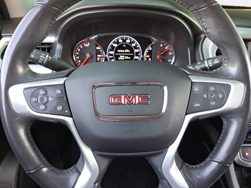 2022 GMC Acadia SLT