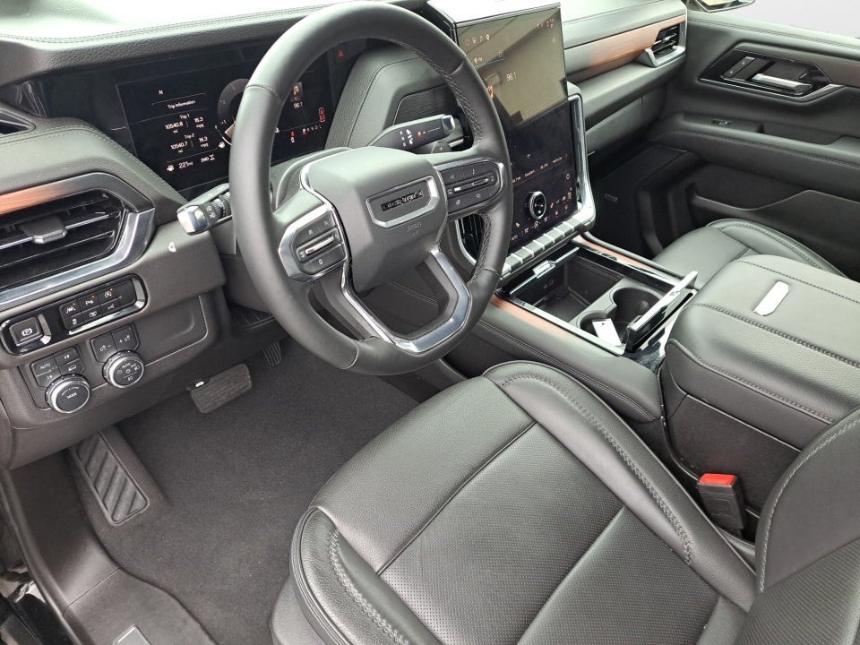 2025 GMC Yukon XL 4WD Denali