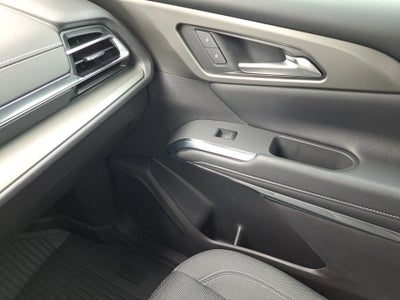 2025 Chevrolet Traverse FWD LT