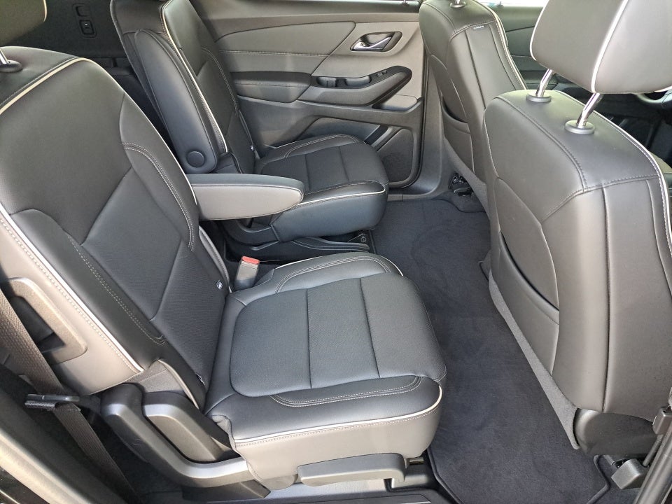2023 Chevrolet Traverse FWD Premier