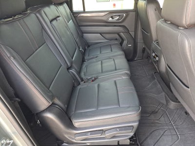 2023 Chevrolet Suburban 4WD RST