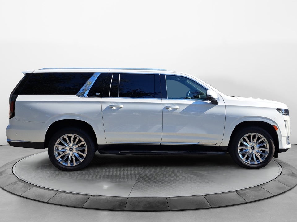 2022 Cadillac Escalade ESV Premium Luxury