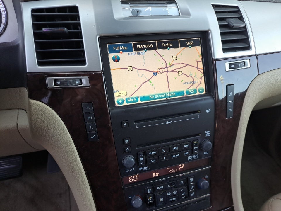 2010 Cadillac Escalade Luxury