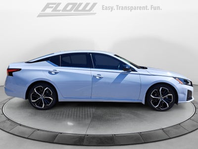 2023 Nissan Altima SR FWD