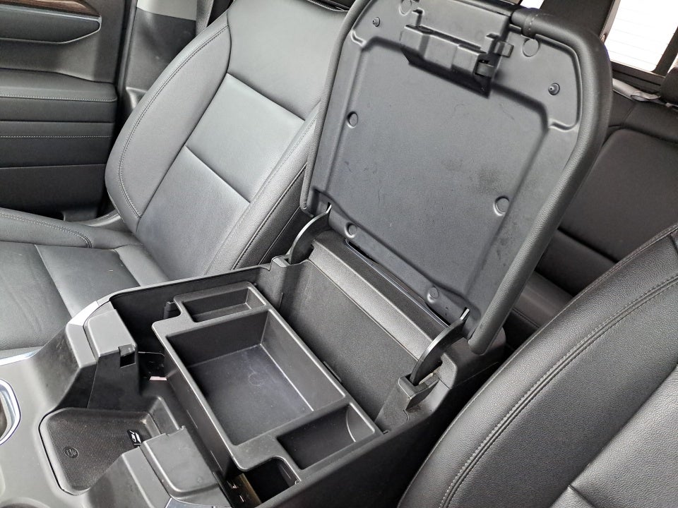 2022 Chevrolet Silverado 1500 4WD Crew Cab Short Bed RST