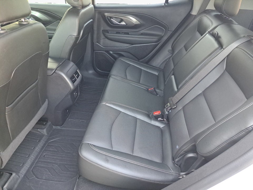 2024 GMC Terrain AWD SLT