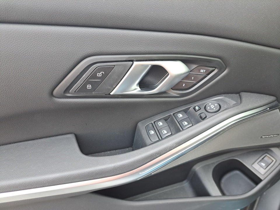 2025 BMW 330i 330i xDrive