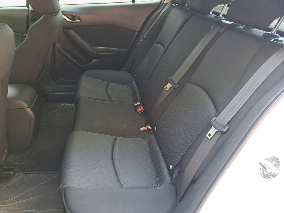 2016 Mazda Mazda3 Hatchback i Sport