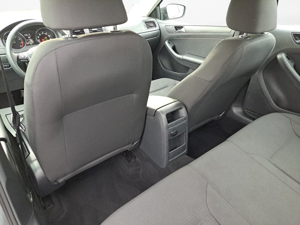 2015 Volkswagen Jetta 2.0L S