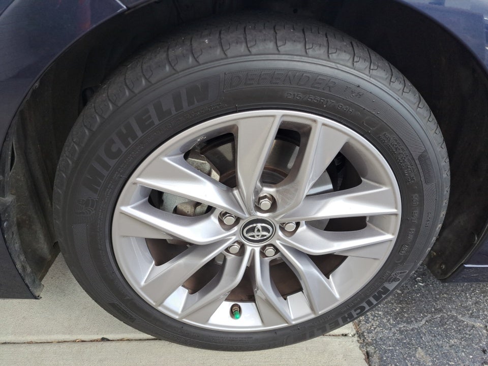 2019 Toyota Avalon XLE