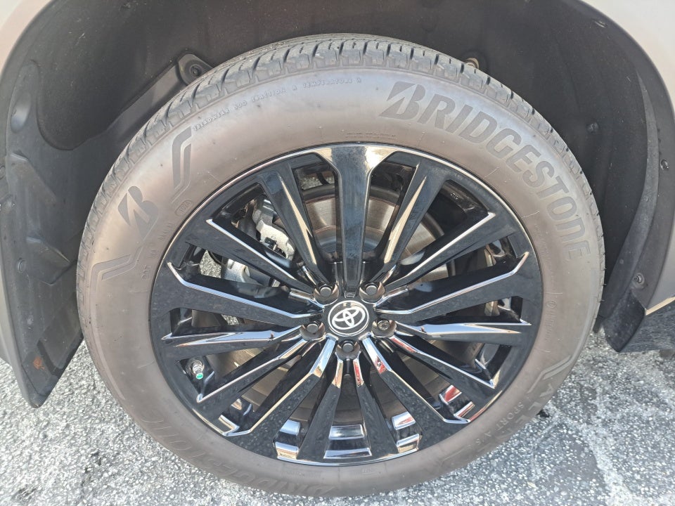 2024 Toyota Highlander XSE