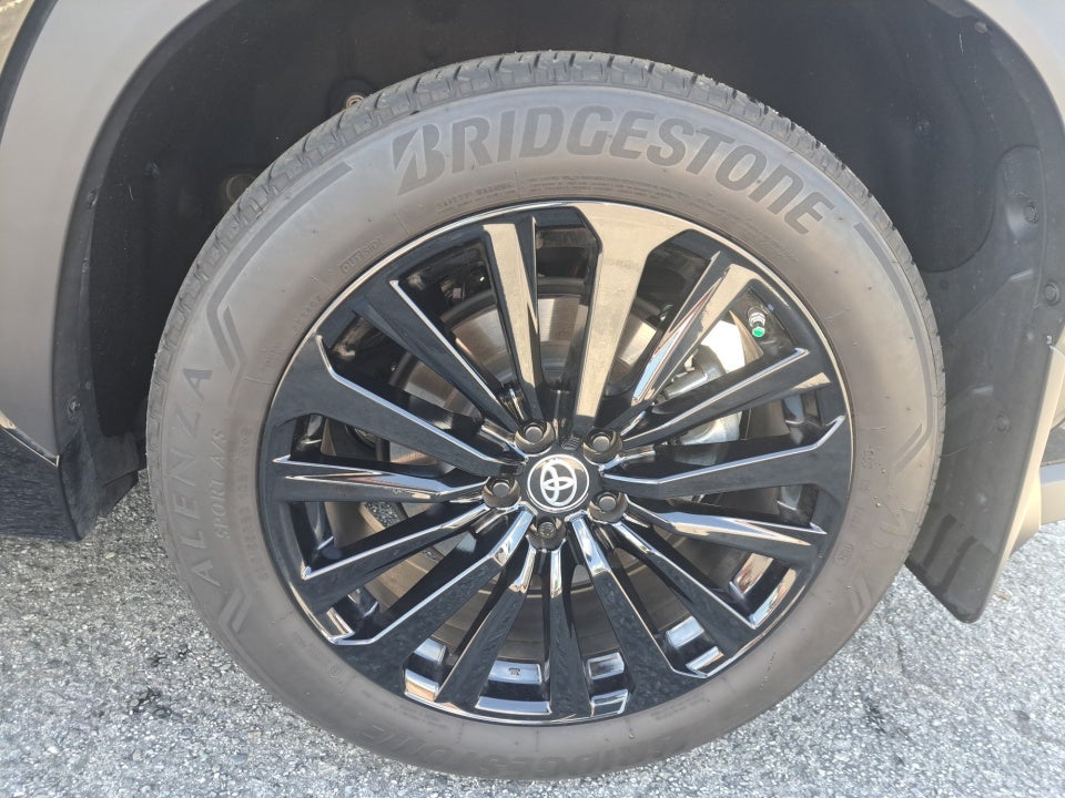 2024 Toyota Highlander XSE