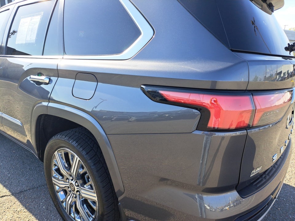 2024 Toyota Sequoia Capstone