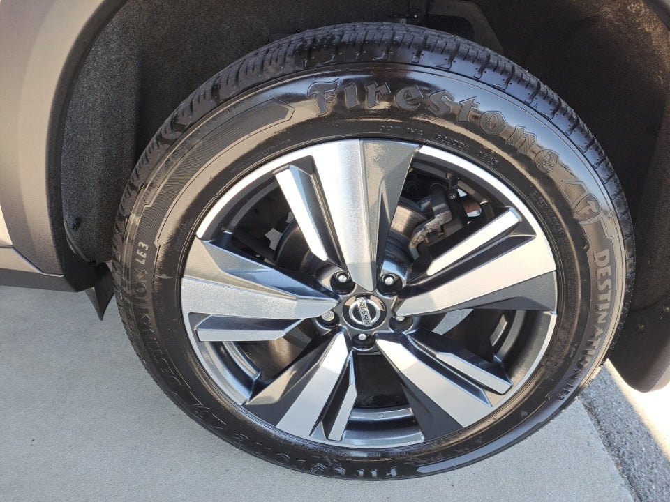 2021 Nissan Rogue Platinum FWD