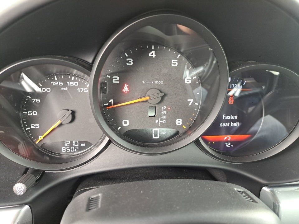 2024 Porsche 718 Cayman Style Edition