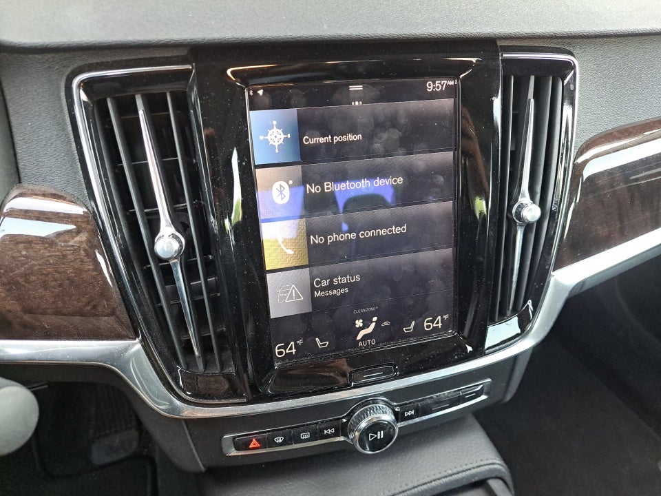 2017 Volvo S90 Momentum