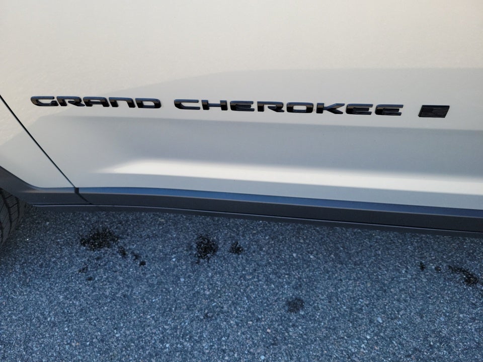 2023 Jeep Grand Cherokee Altitude 4x4