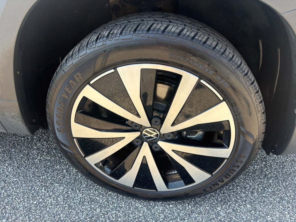 2023 Volkswagen Taos SE