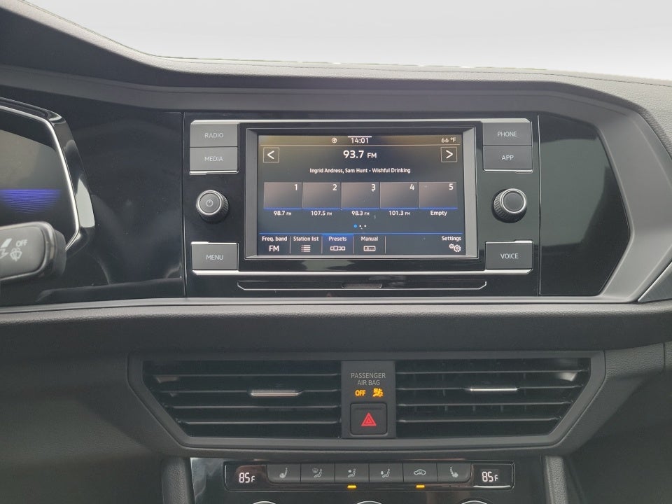 2023 Volkswagen Jetta SE
