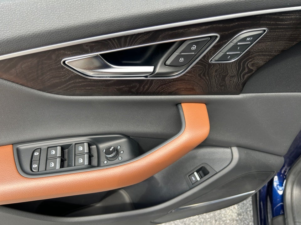 2021 Audi Q8 Premium Plus
