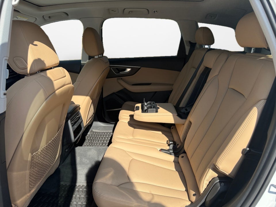 2022 Audi Q7 Premium Plus 55 TFSI quattro Tiptronic