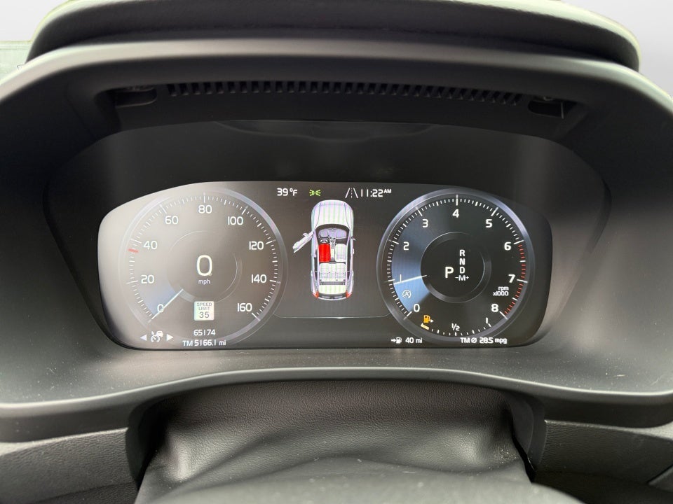 2019 Volvo XC40 T5 Momentum