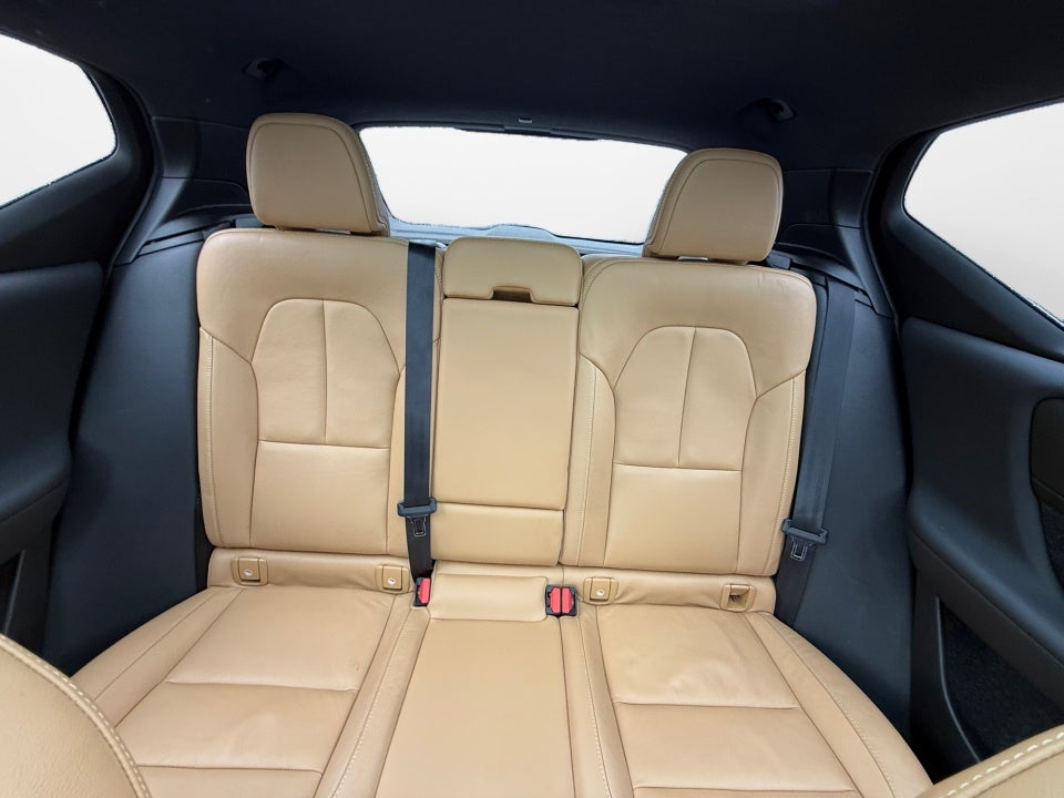 2019 Volvo XC40 T5 Momentum