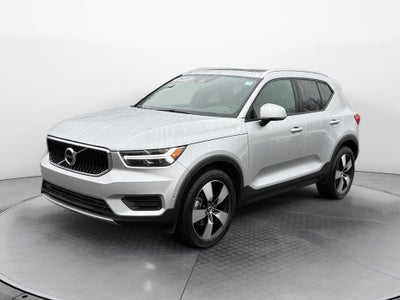 2019 Volvo XC40 T5 Momentum