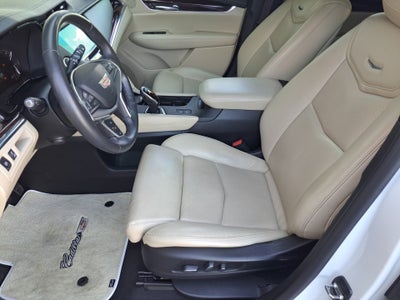 2017 Cadillac XT5 Premium Luxury