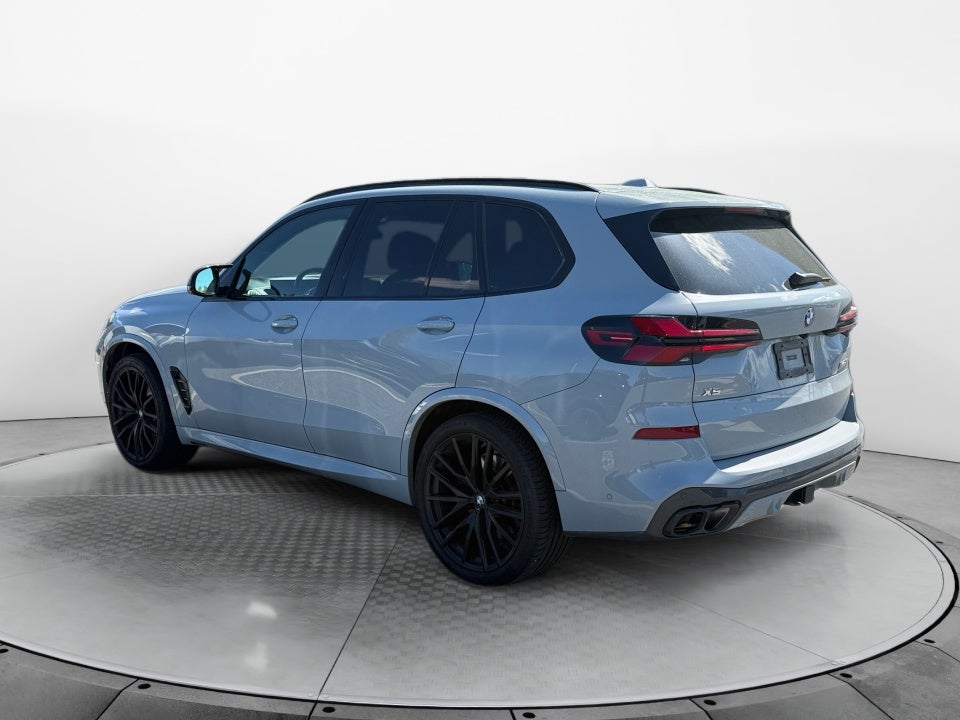 2024 BMW X5 M60i