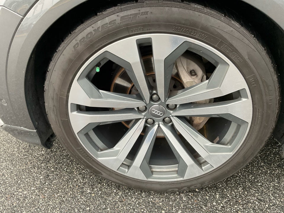 2019 Audi Q8 55 Premium