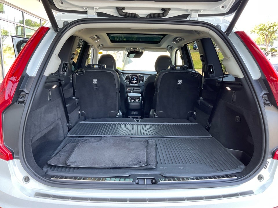 2022 Volvo XC90 Inscription