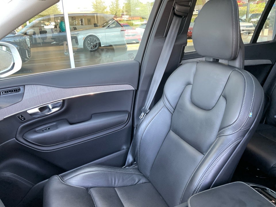 2022 Volvo XC90 Inscription