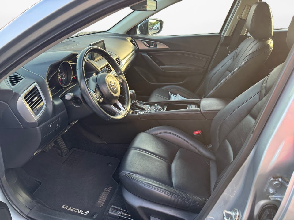 2018 Mazda Mazda3 Hatchback Touring