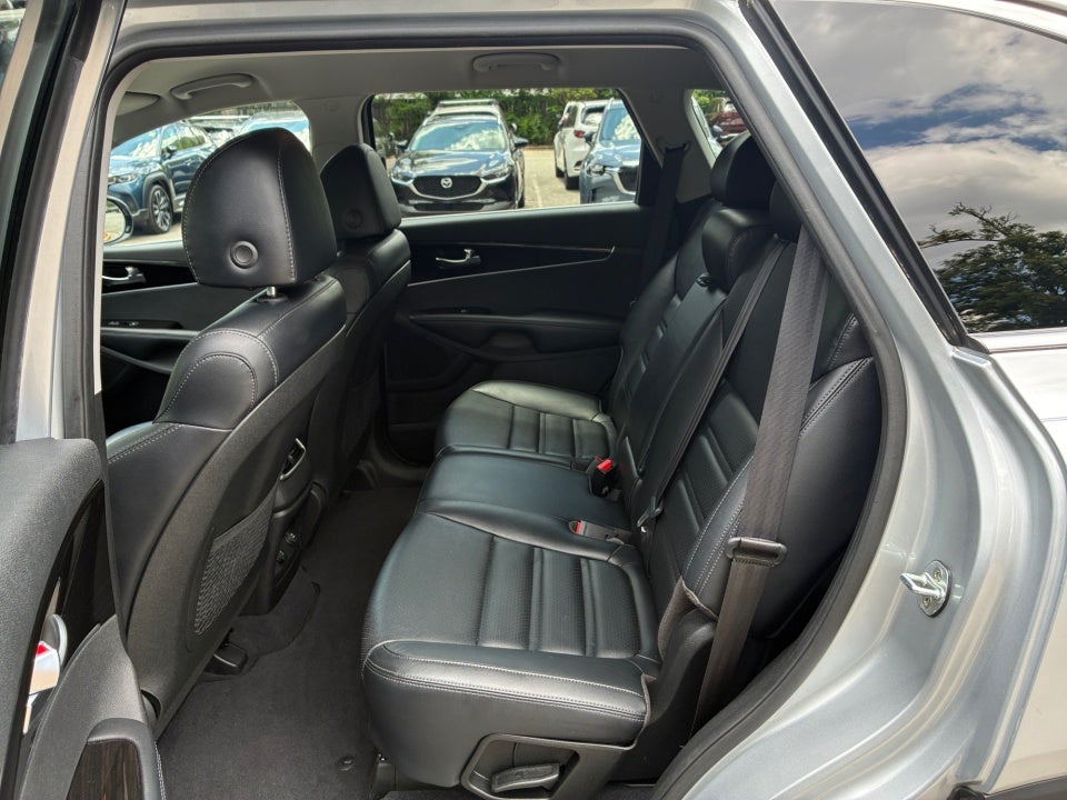 2019 Kia Sorento EX V6