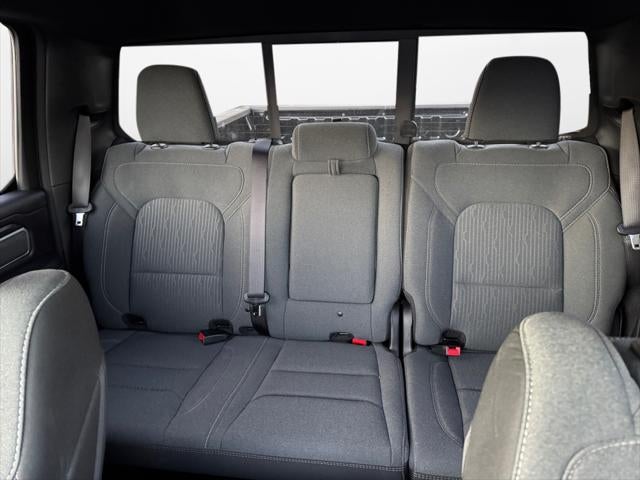 2022 RAM 1500 Big Horn Crew Cab 4x4 5'7" Box