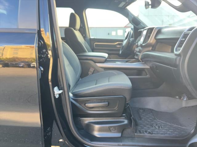 2022 RAM 1500 Big Horn Crew Cab 4x4 5'7" Box