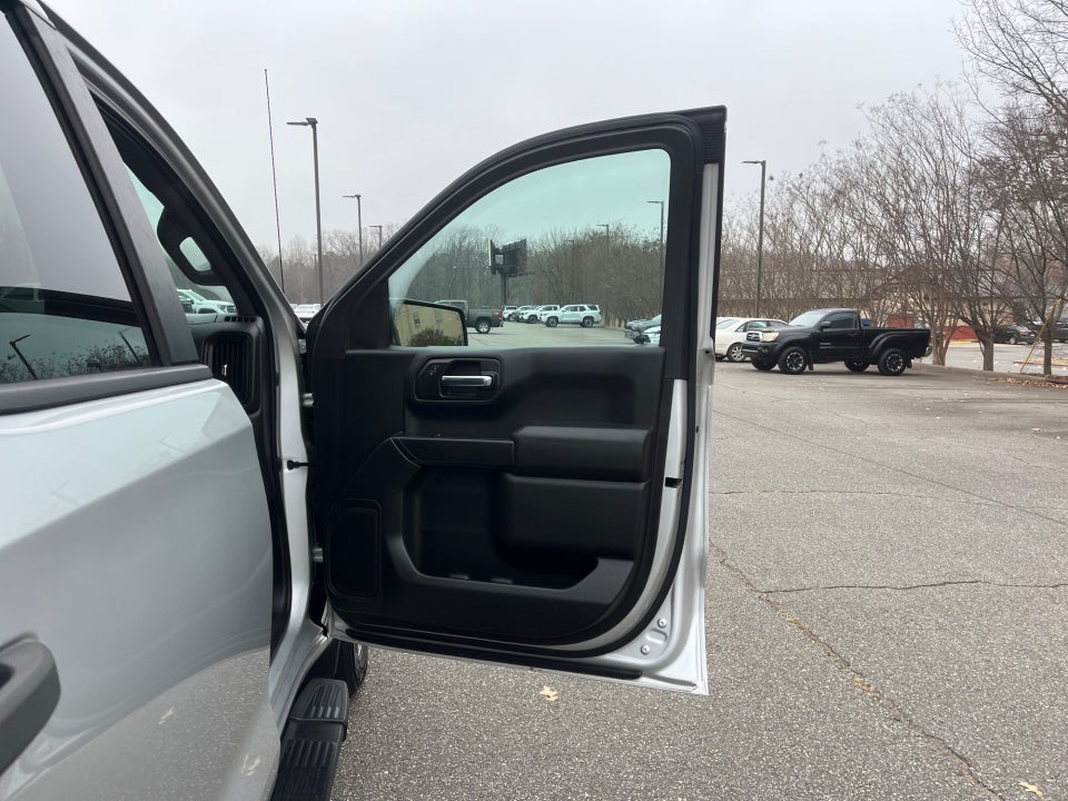 2020 Chevrolet Silverado 2WD Crew Cab Short Bed Custom