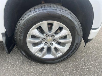 2020 Chevrolet Silverado 4WD Crew Cab Short Bed Custom