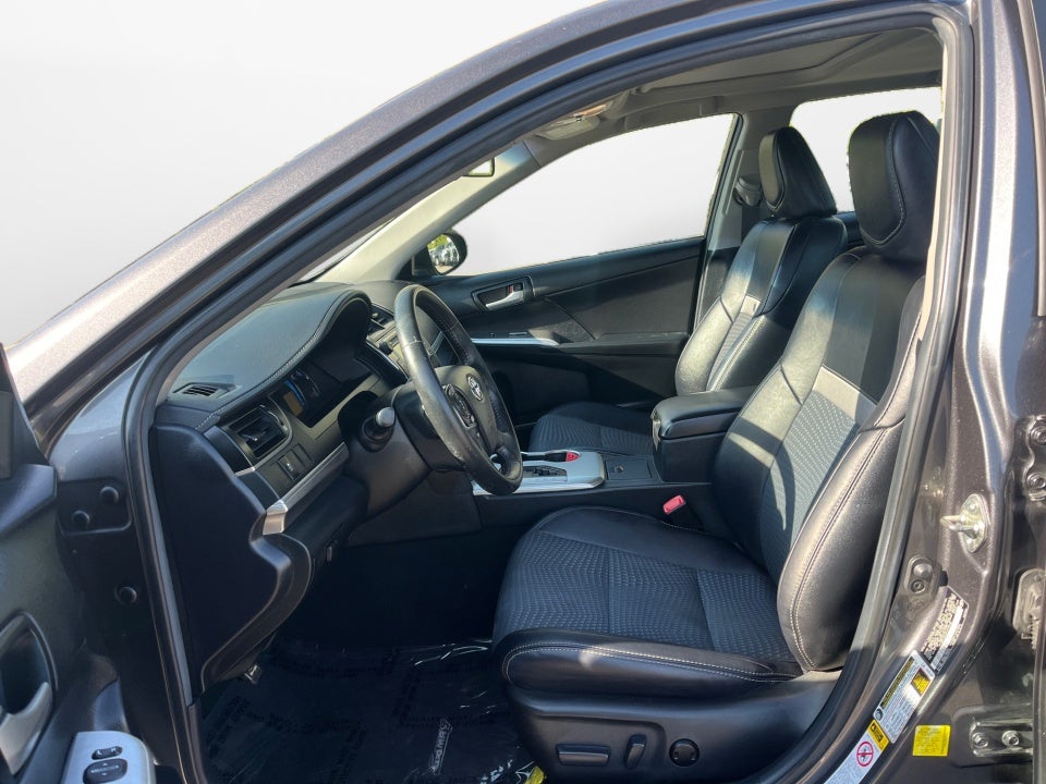 2014 Toyota CAMRY SE Limited Edition