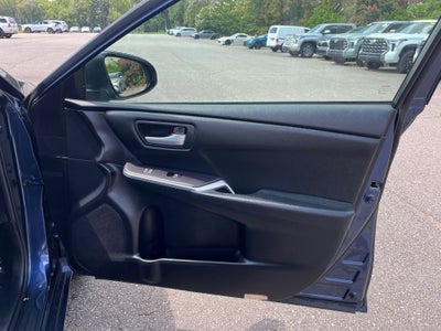 2015 Toyota CAMRY LE